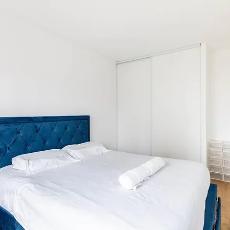 Guestready - Charming Retreat With A Terrace Appartement Les Grésillons